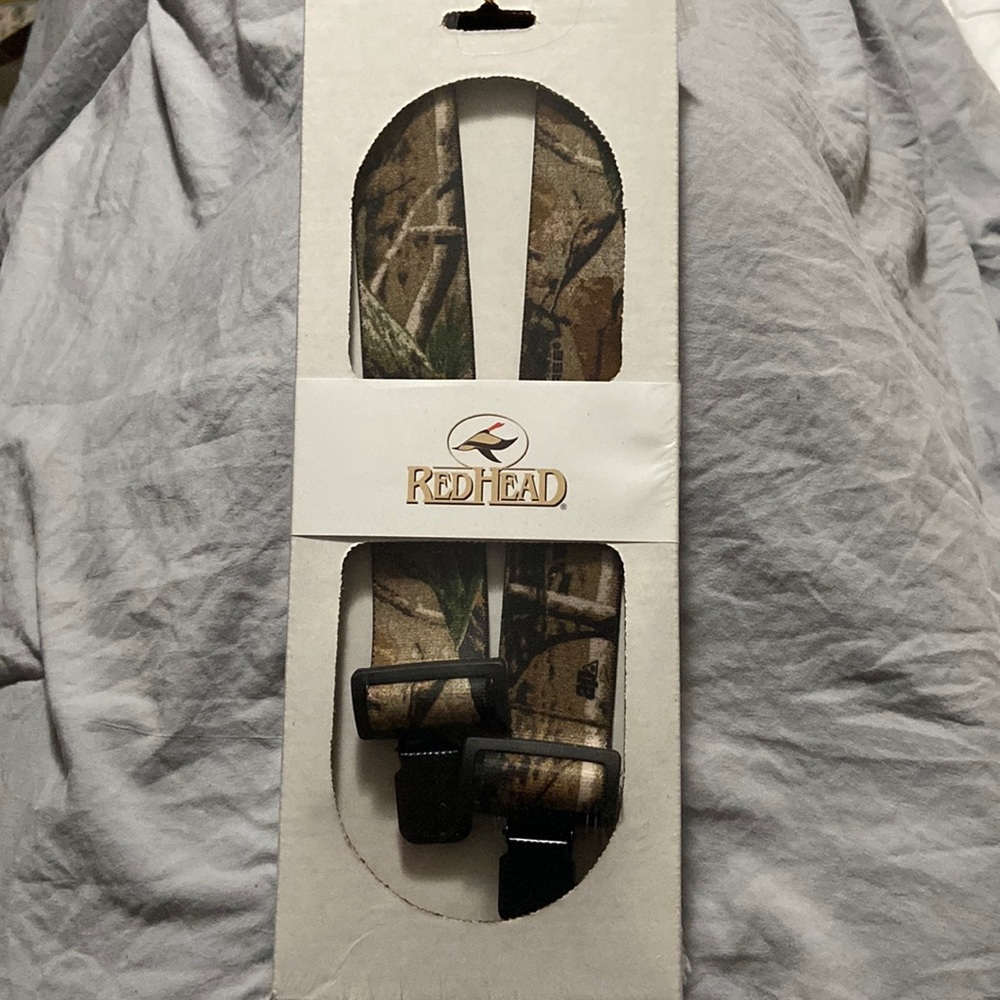 Camouflage suspenders